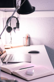 How Amazon Became the World's Largest Online Retailer: A Case Study